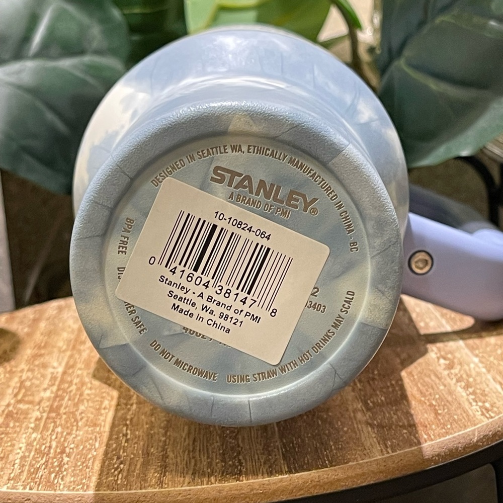 Target Exclusive Stanley 40oz Quencher Ocean Tie Dye H2.0 Tumbler - Picture 12 of 16
